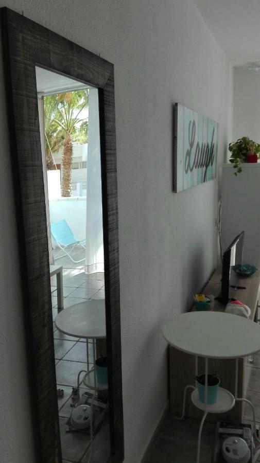 Pino'S Vivienda Vacacional Apartman Costa Del Silencio Kültér fotó